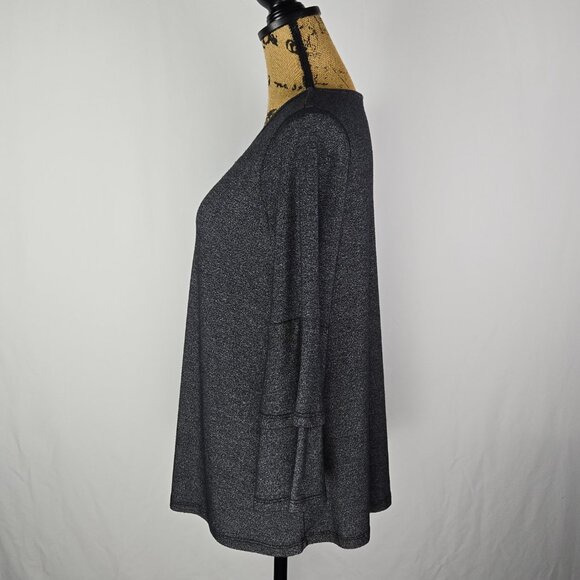 GYFT Gray Bell Sleeve Tunic Top L Criss Cross Neck Boho Chic Casual Soft Classic - Picture 4 of 10